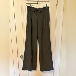 CALIA by Carrie Underwood Gray Wide Leg Pants